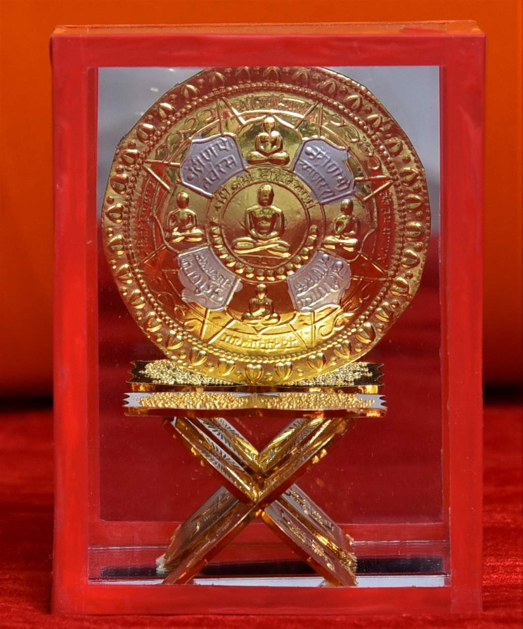 Glass Show-Piece (Sthapnaji Dabbi)